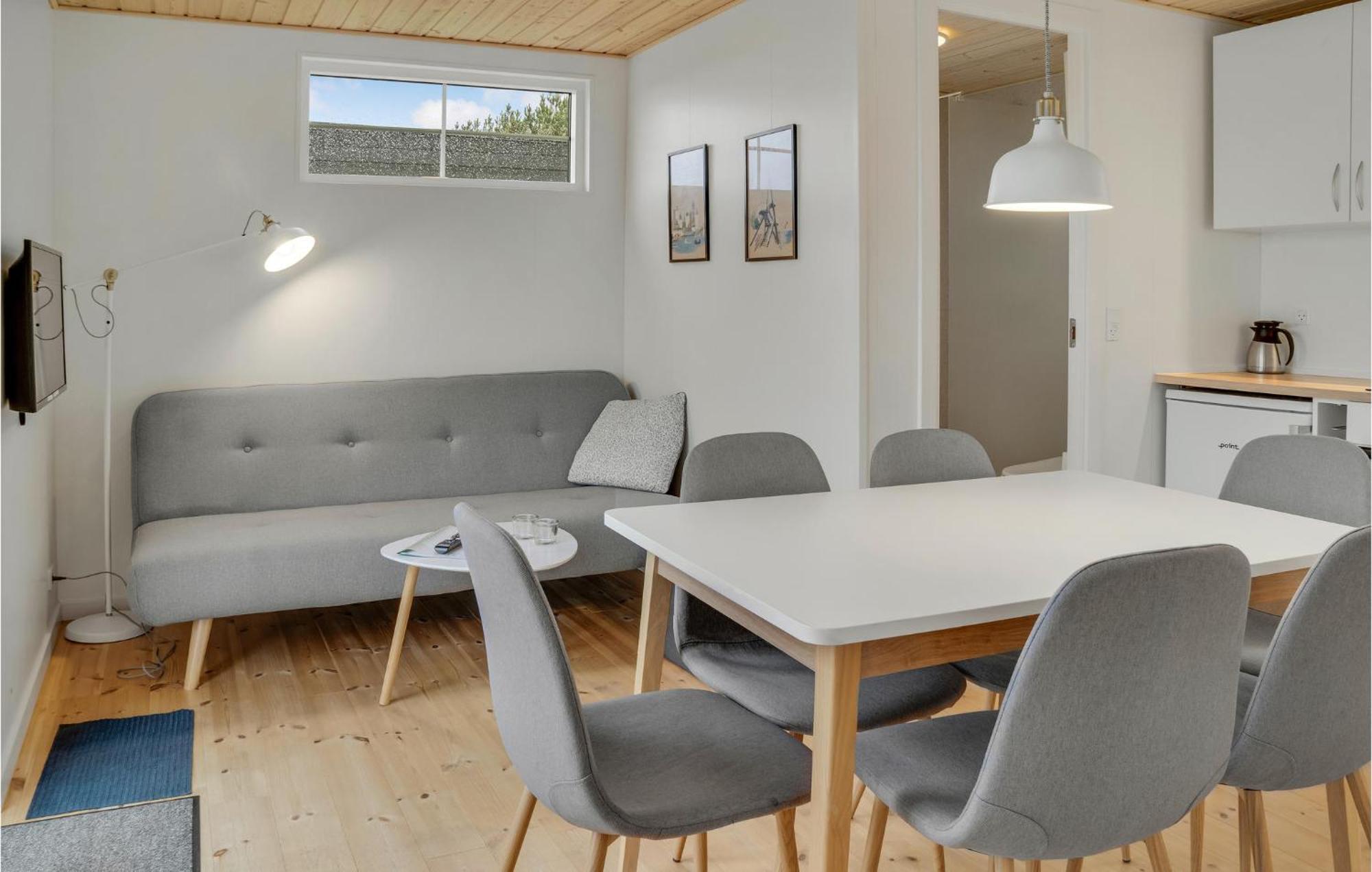 2 Bedroom Gorgeous Apartment In Vaeggerlose Boto By ภายนอก รูปภาพ